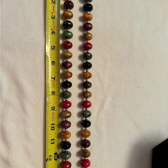 Vintage bead necklace SIGNED Painted wooden beads! Rare.HIGH END STYLE Mint con… - Picture 9 of 10